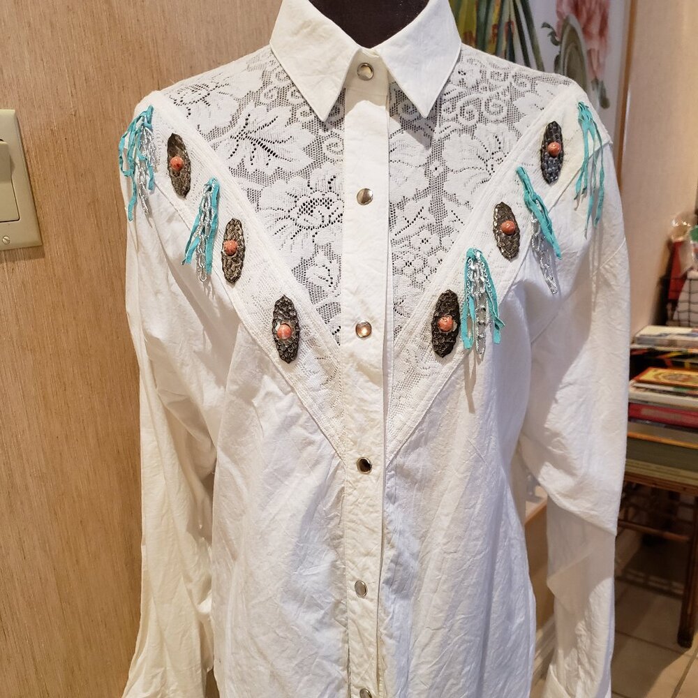 IIF Fun Western Shirt with Lace & Metal Trim  - Sz  M--L